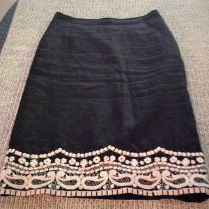 VINTAGE BLACK EMBROIDERED MIDI SKIRT, LIKE NEW